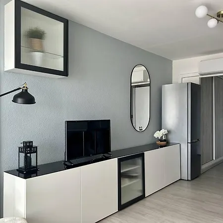 Renove Face Avec Parking, Au Cap D'agde - Fr-1-723-172 *